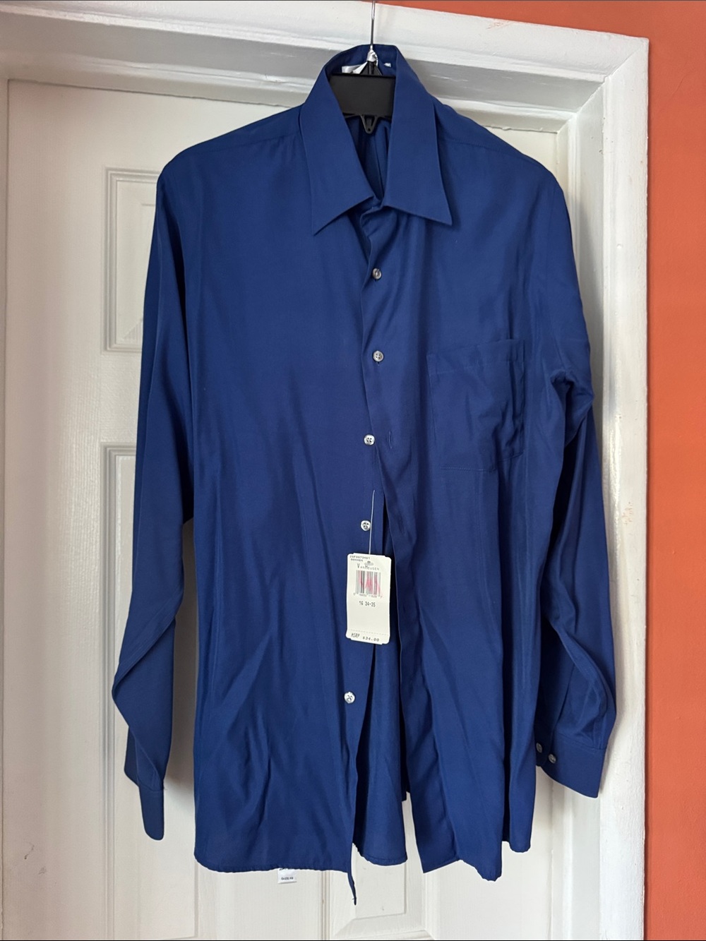 Van Heusen Men's Solid Royal Blue Dress Shirt